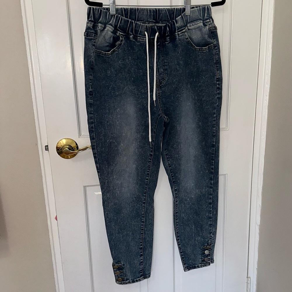 SHEIN CURVE Women’s Jeans with Drawstring Waist